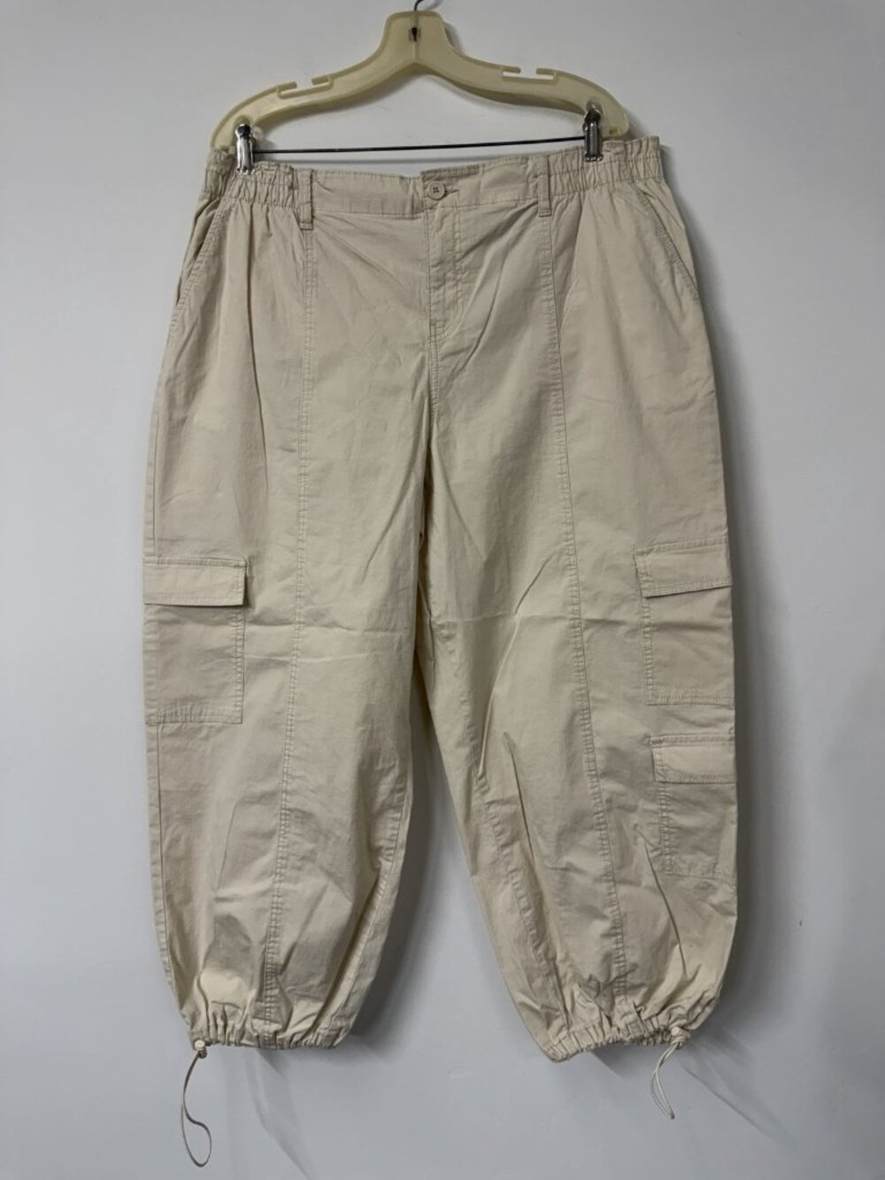 Ivory Pull On Cargo Pants Women’s XXL Pocket Elastic Waist Drawcord Ankle